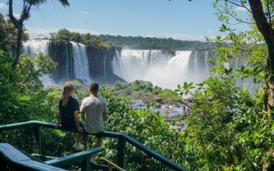 Maravilla Natural: Cataratas del Iguazú Maravilla Natural: Cataratas del Iguazú